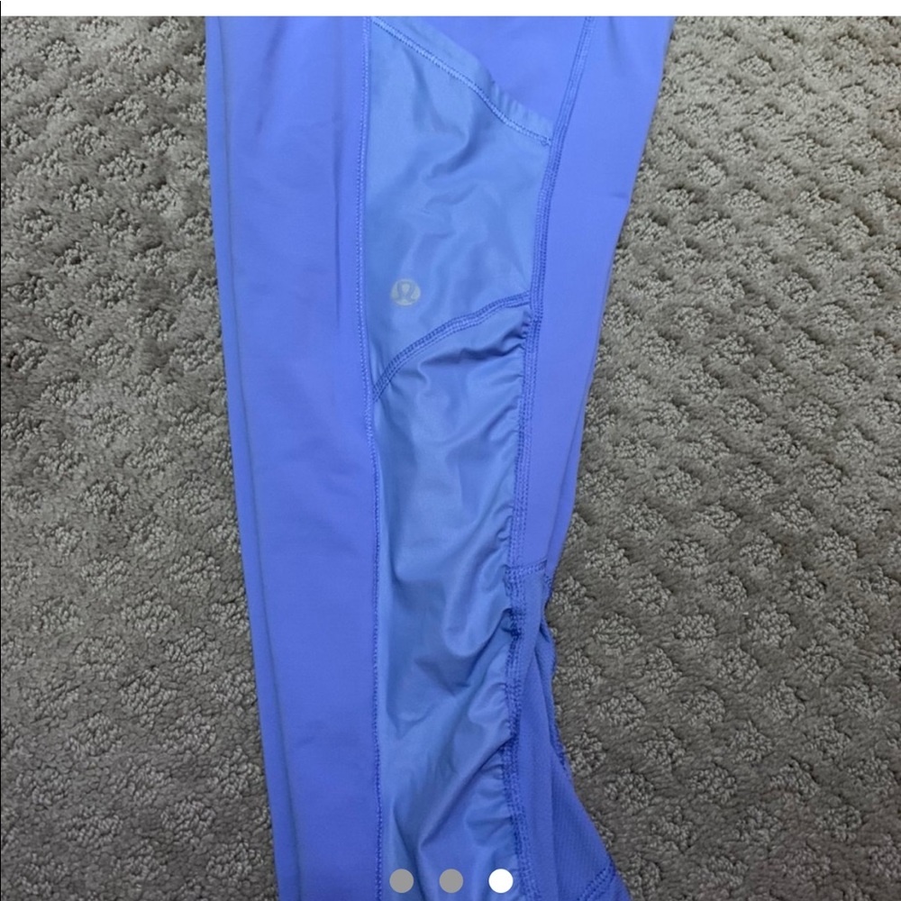Light purple lululemon cropped leggings - Picture 3 of 3